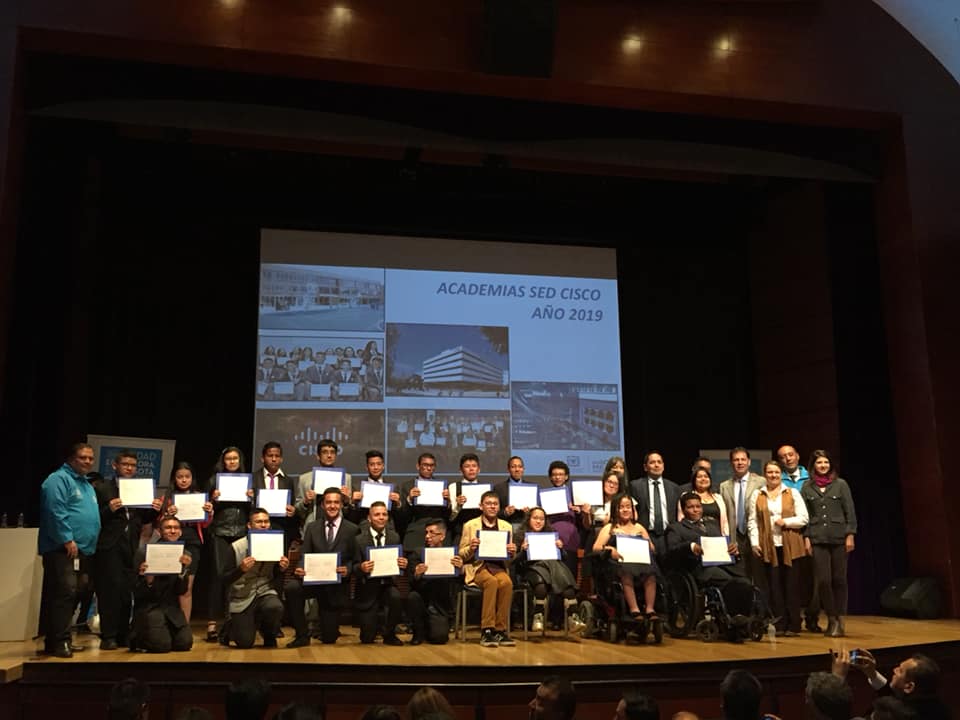 Imagen Ceremonia de graduación Academias SED - CISCO 2019