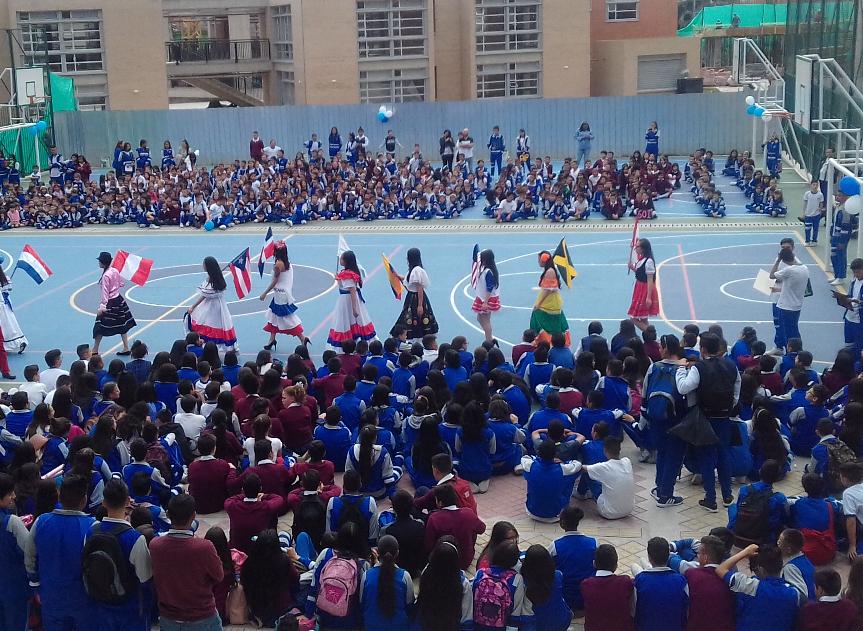 banderas colegio las américas