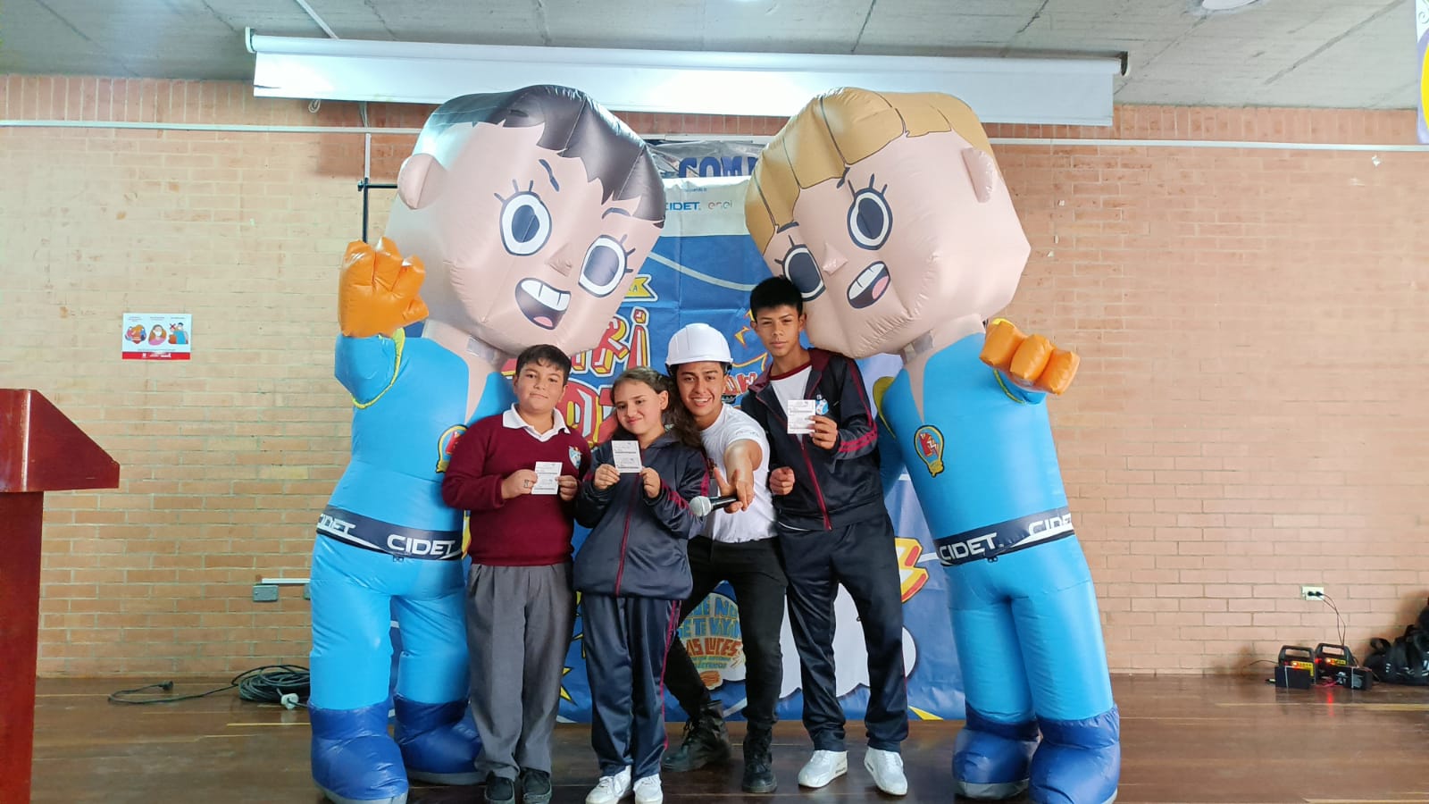 "No se te vayan las luces"