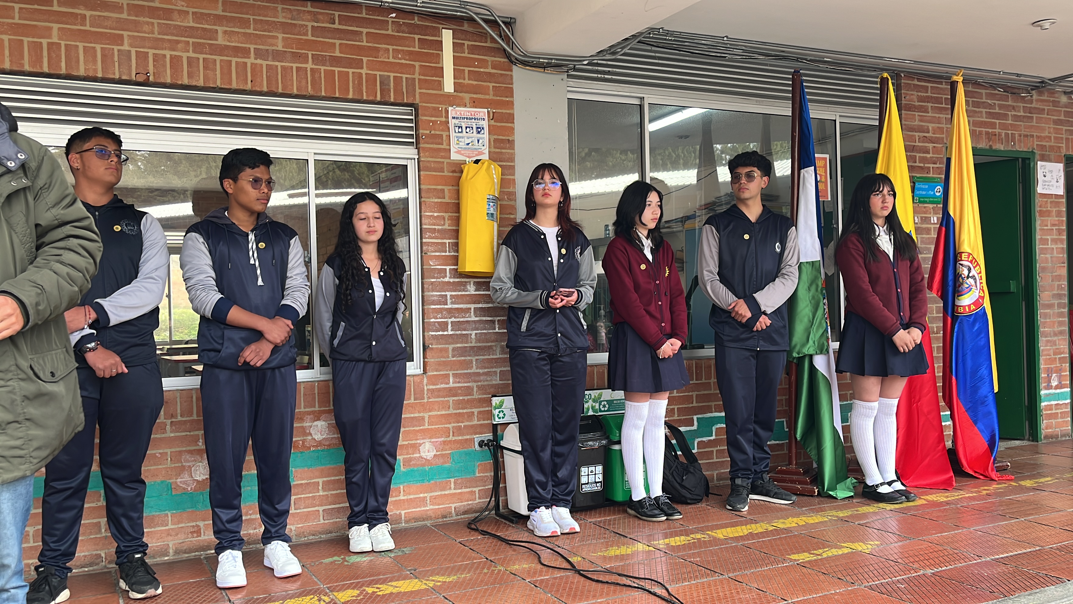 Foto de los representantes