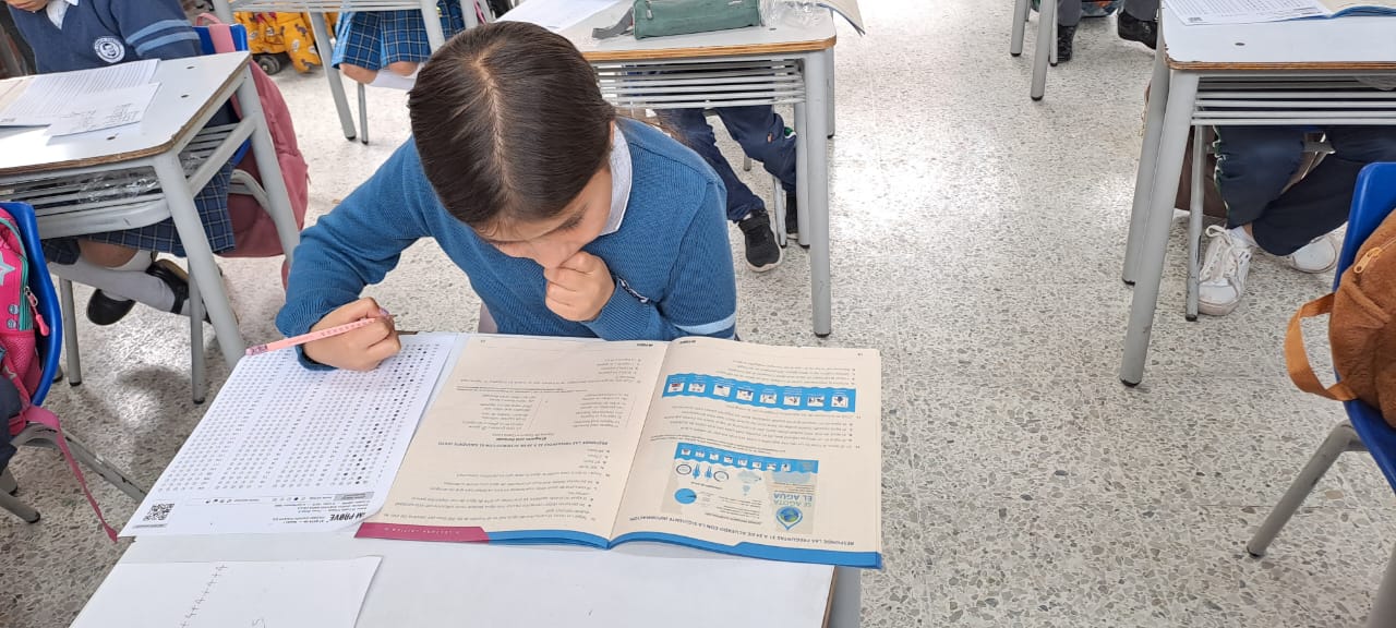 Este video es una muestra del esfuerzo, talento y entusiasmo de toda nuestra comunidad educativa.