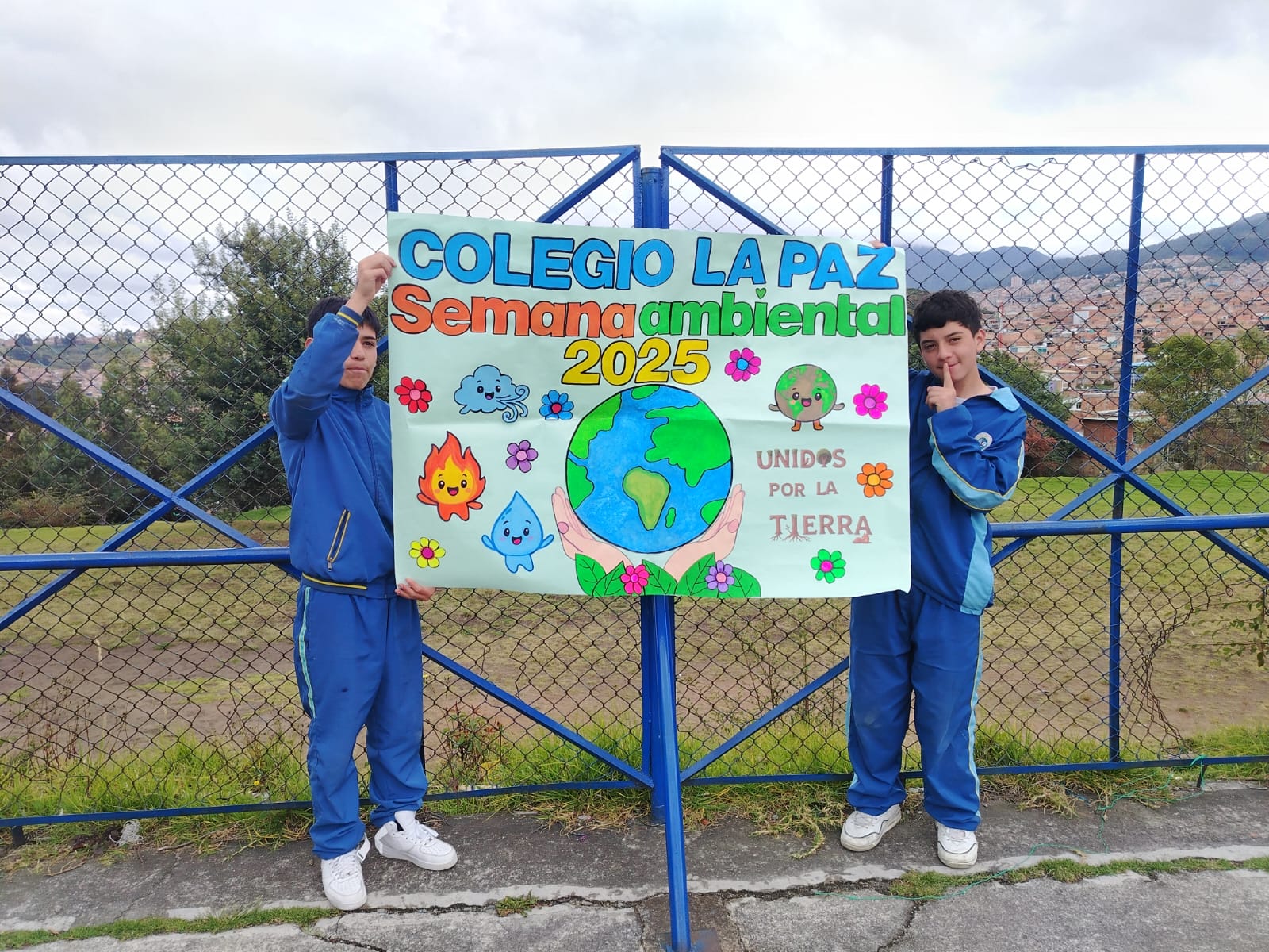 Celebración izada de bandera