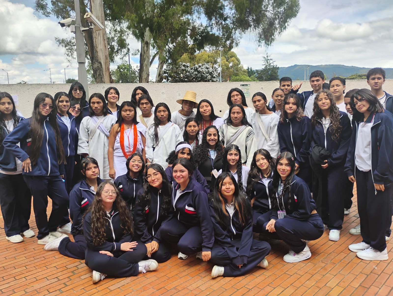 Nuestros gestores de convivencia JT con actores de la comunidad Kogui de la sierra nevada de Santa Marta